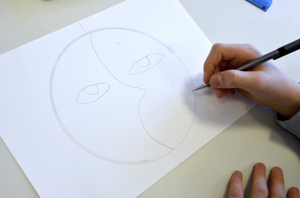 Sole e Luna a colori caldi e freddi Arte a Scuola